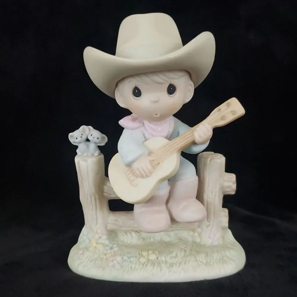 Vintage Precious Moments "Hallelujah Country" Figurine #105821 (1987)